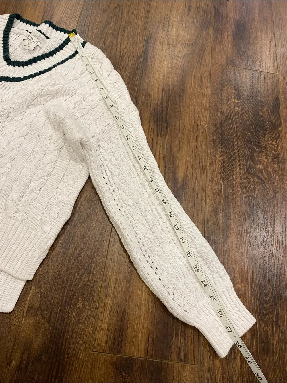 Cotton cable knit V neck sweater - Picture 8 of 10